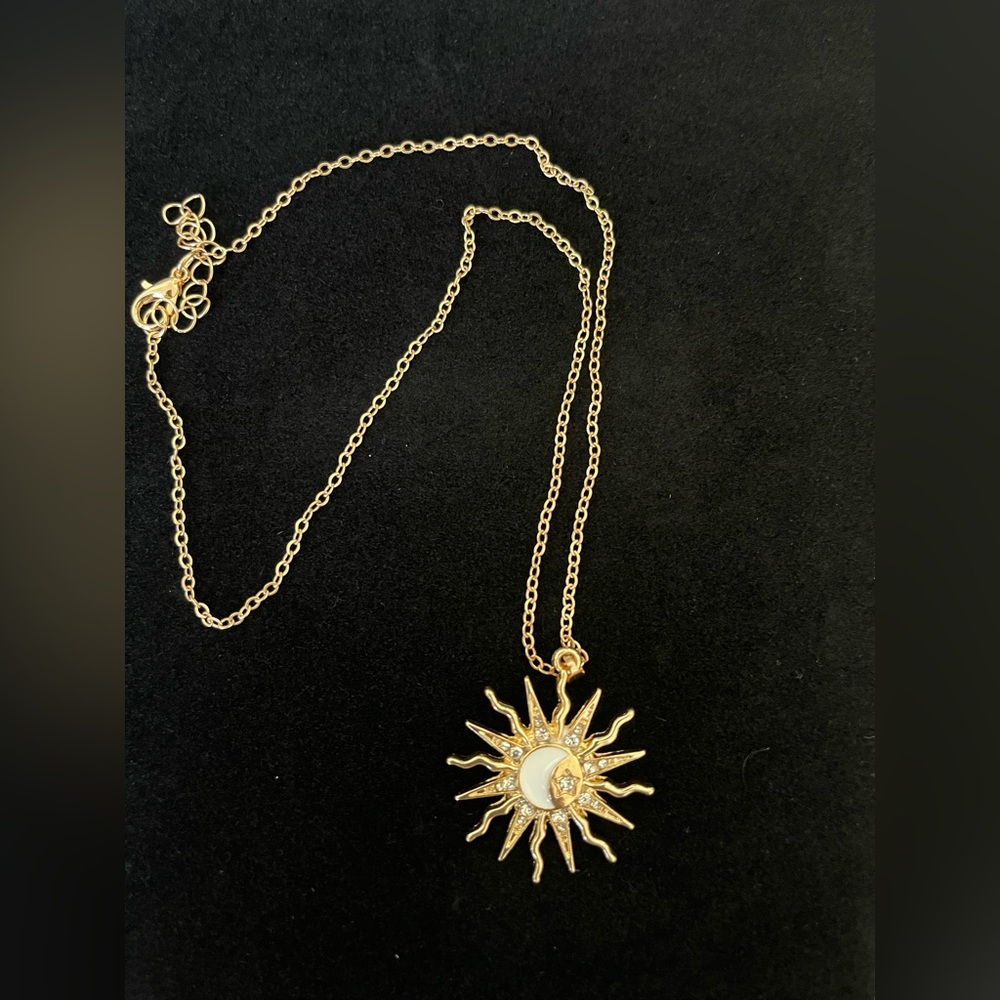 Fashion Jewelry- Celestial Gold Sun Pendant Necklace - Picture 1 of 3